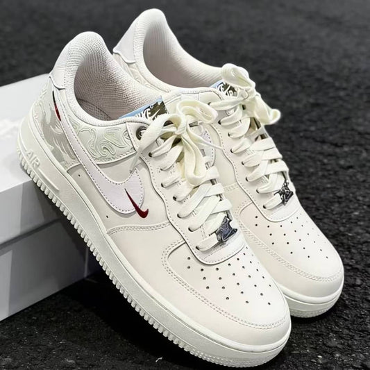 Nike השנה של הסוס